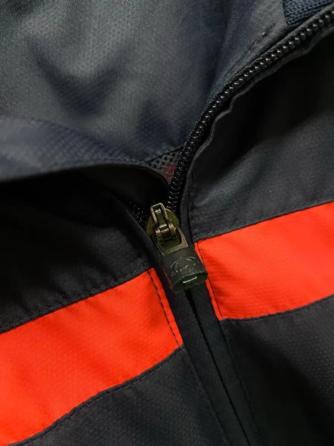 나이키 딥네이비 오렌지 라이닝 스우시 바람막이 L 상품이미지6