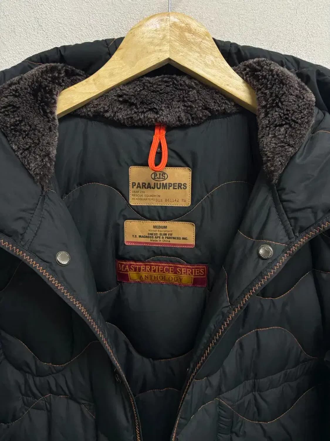 파라점퍼스 코디악 내피 퀼팅 패딩 M 상품이미지4