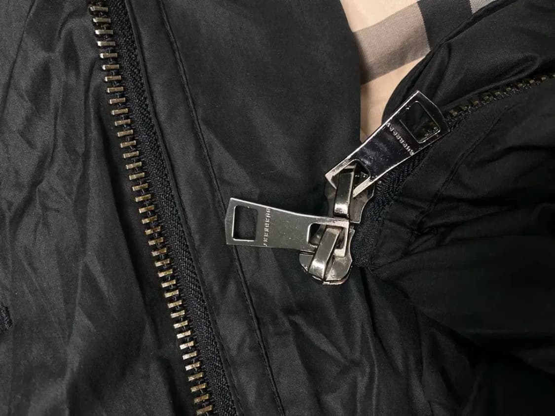 버버리 여성 블랙 패딩 코트 - S 상품이미지9