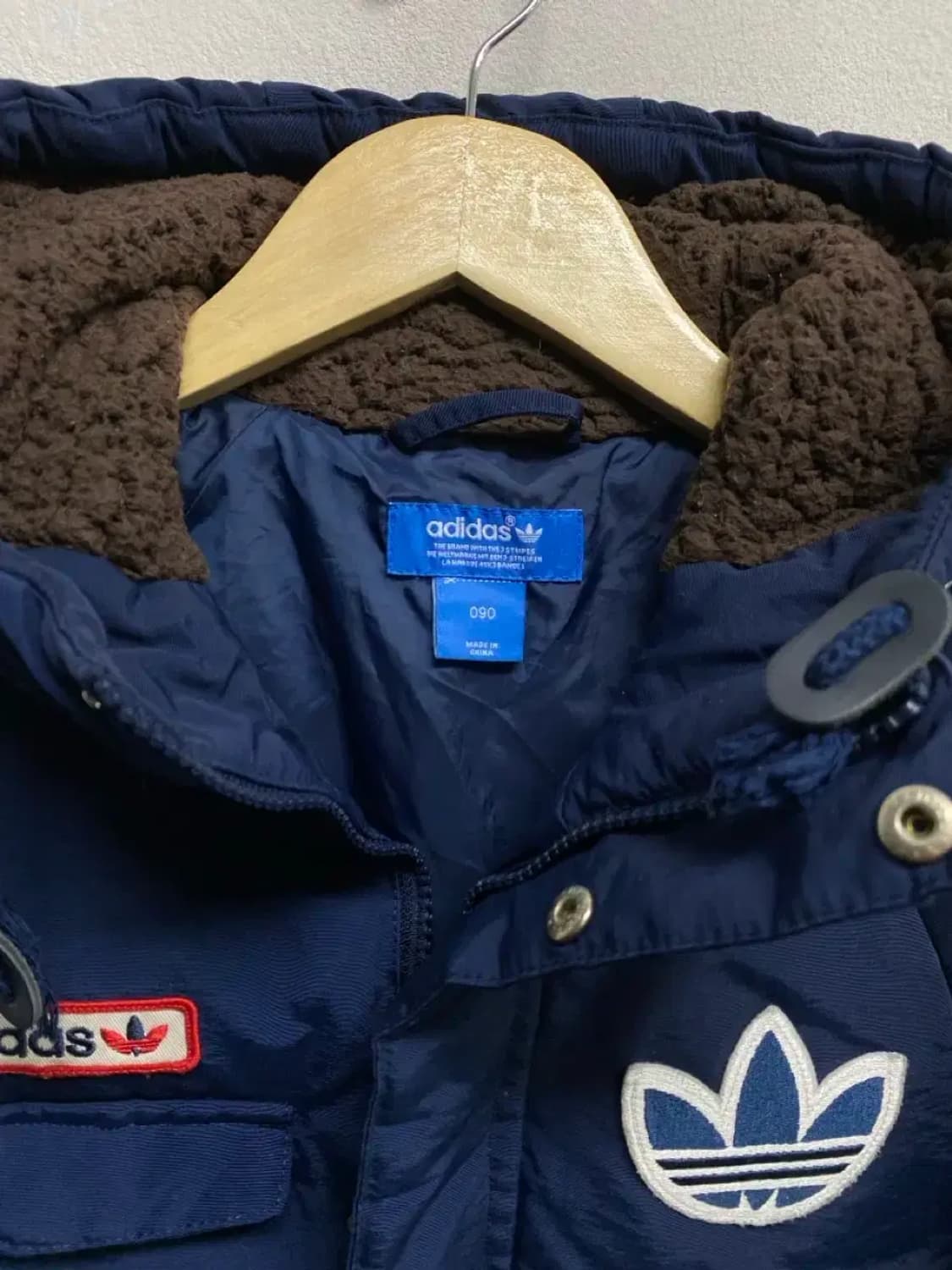 아디다스 배지 덕다운 패딩 - 90 상품이미지4