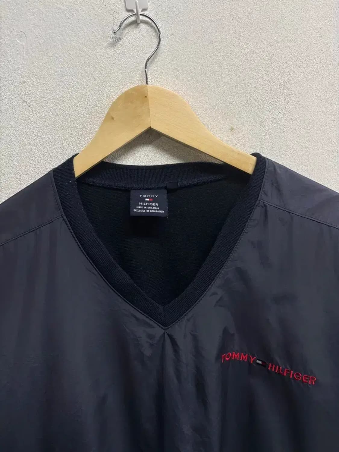 타미힐피거 브이넥 방풍 웜업 티셔츠 XL 상품이미지6