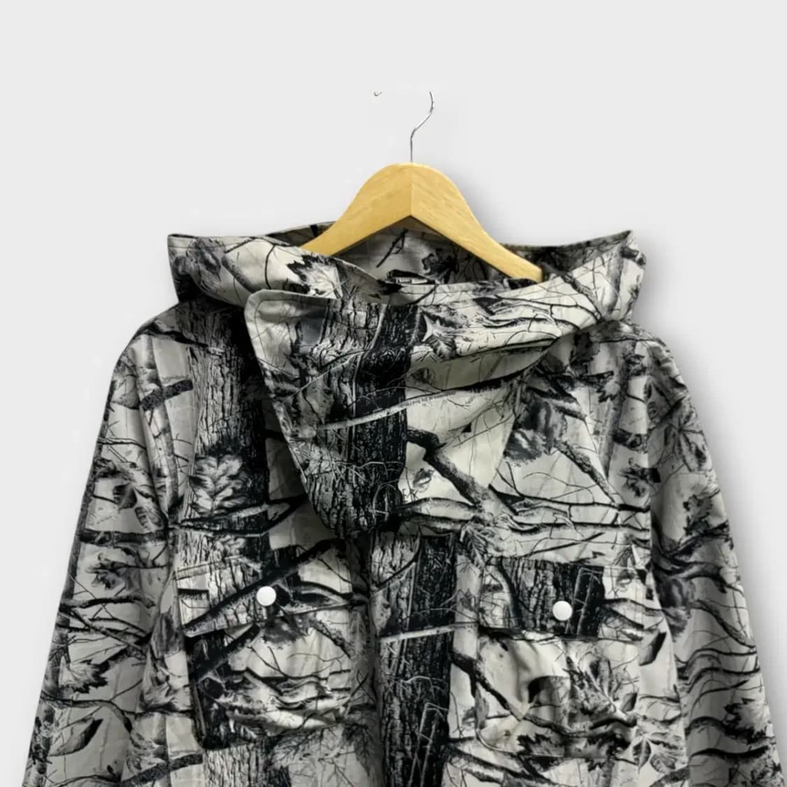 뉴에라 리얼트리 스노우 카모 바람막이 자켓 XL 상품이미지2