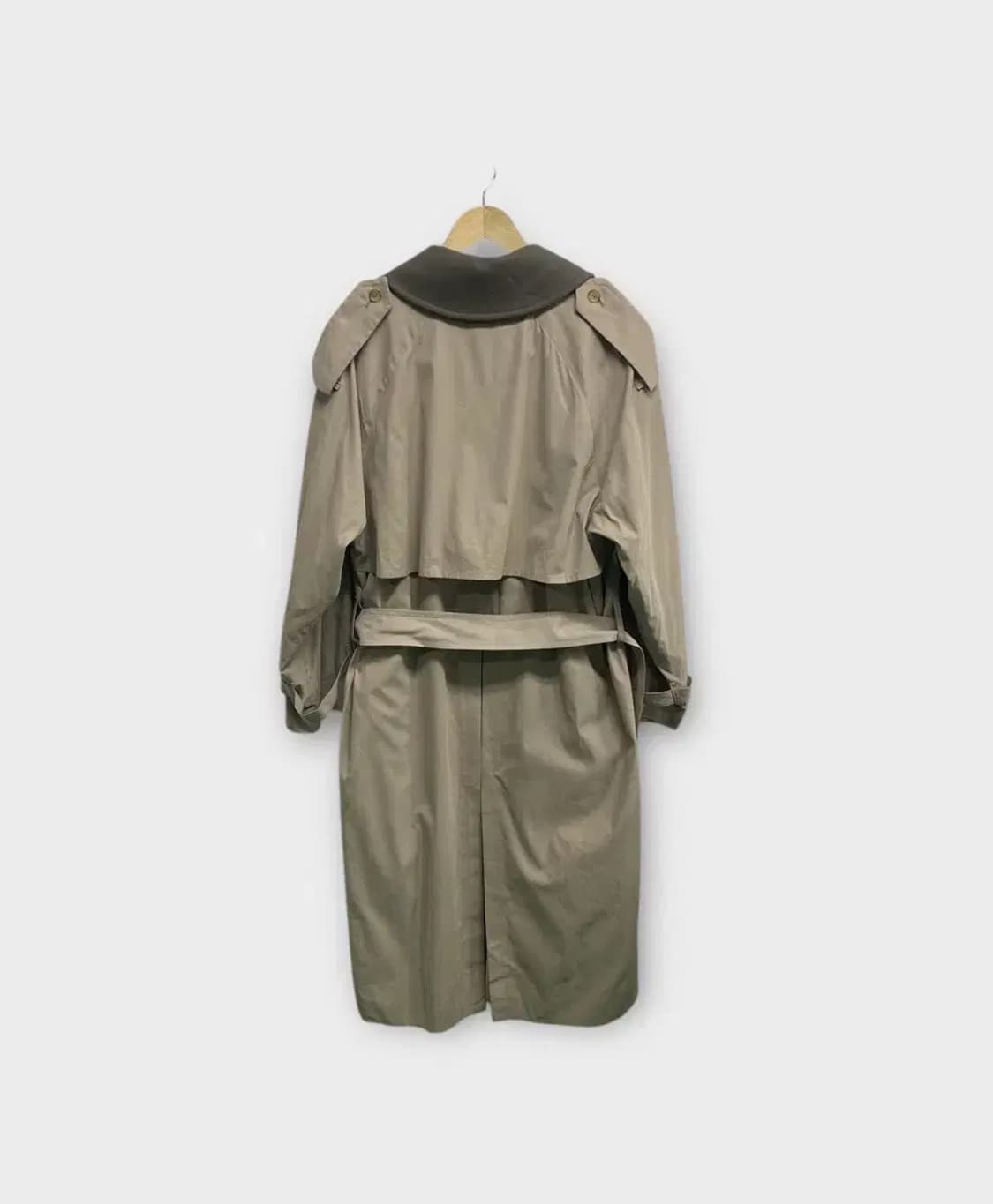 버버리 클래식 도톰 더블 트렌치 코트 [내피안감있음] XL 상품이미지5