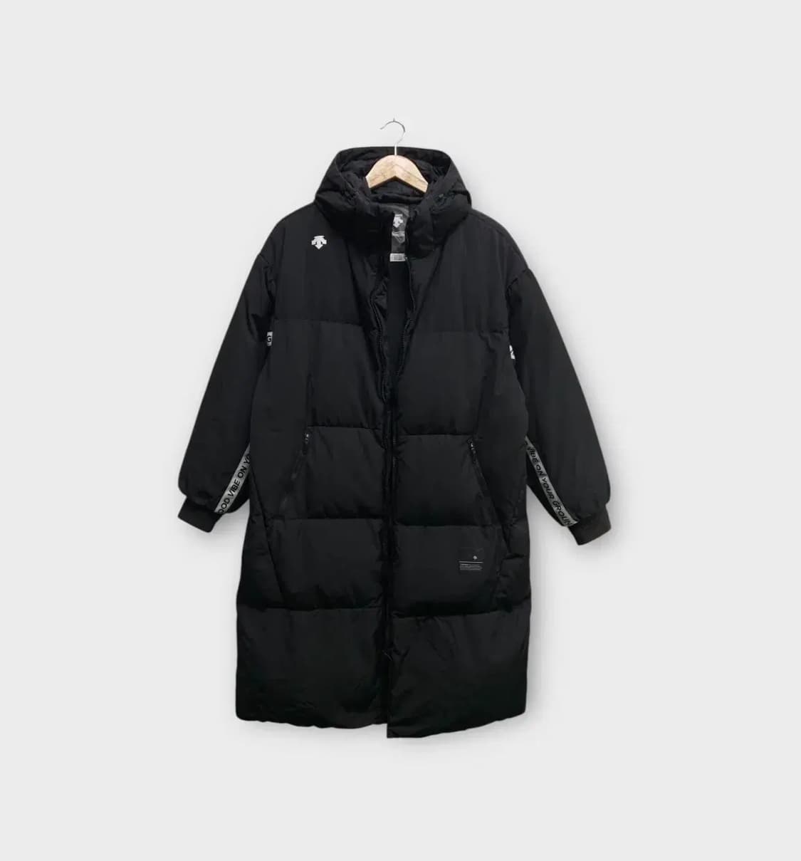 데상트 올블랙 덕다운 롱패딩 95 상품이미지1