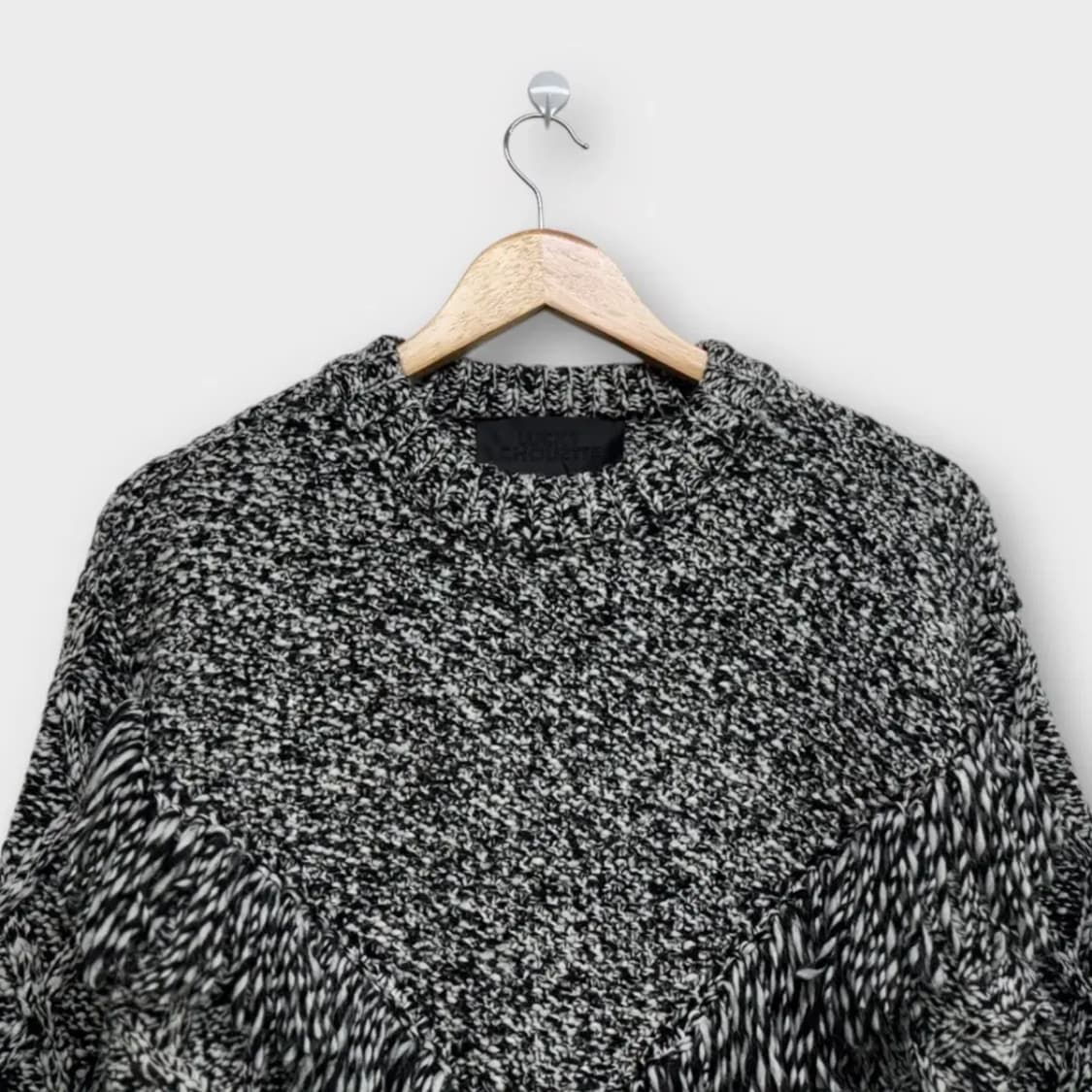 럭키슈에뜨 블랙 믹스 보카시 스웨터 free 상품이미지2