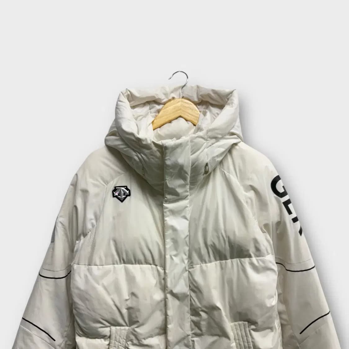 데상트 화이트 덕다운 롱패딩 90 상품이미지2