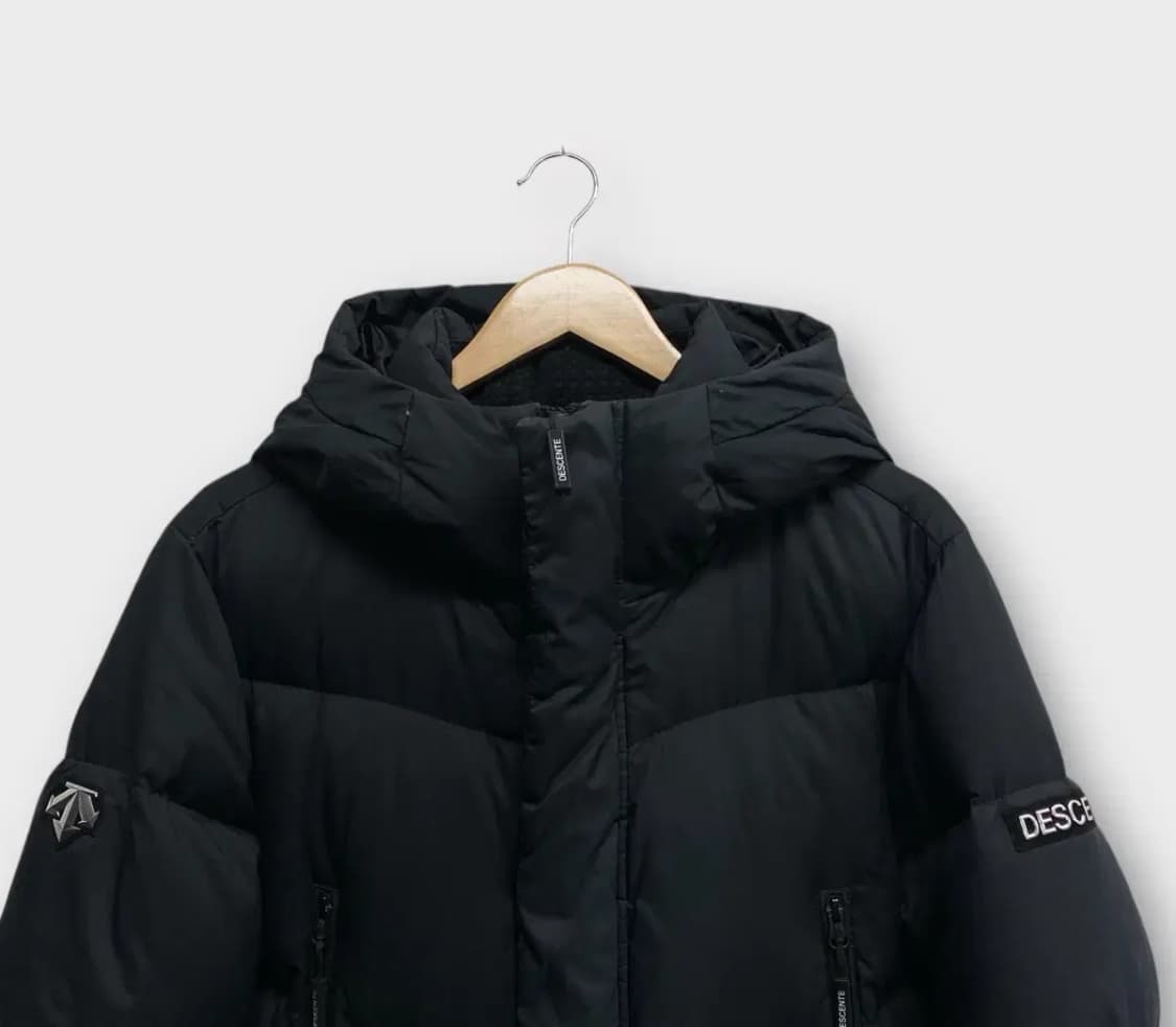 데상트 올블랙 덕다운 롱패딩 90 상품이미지4