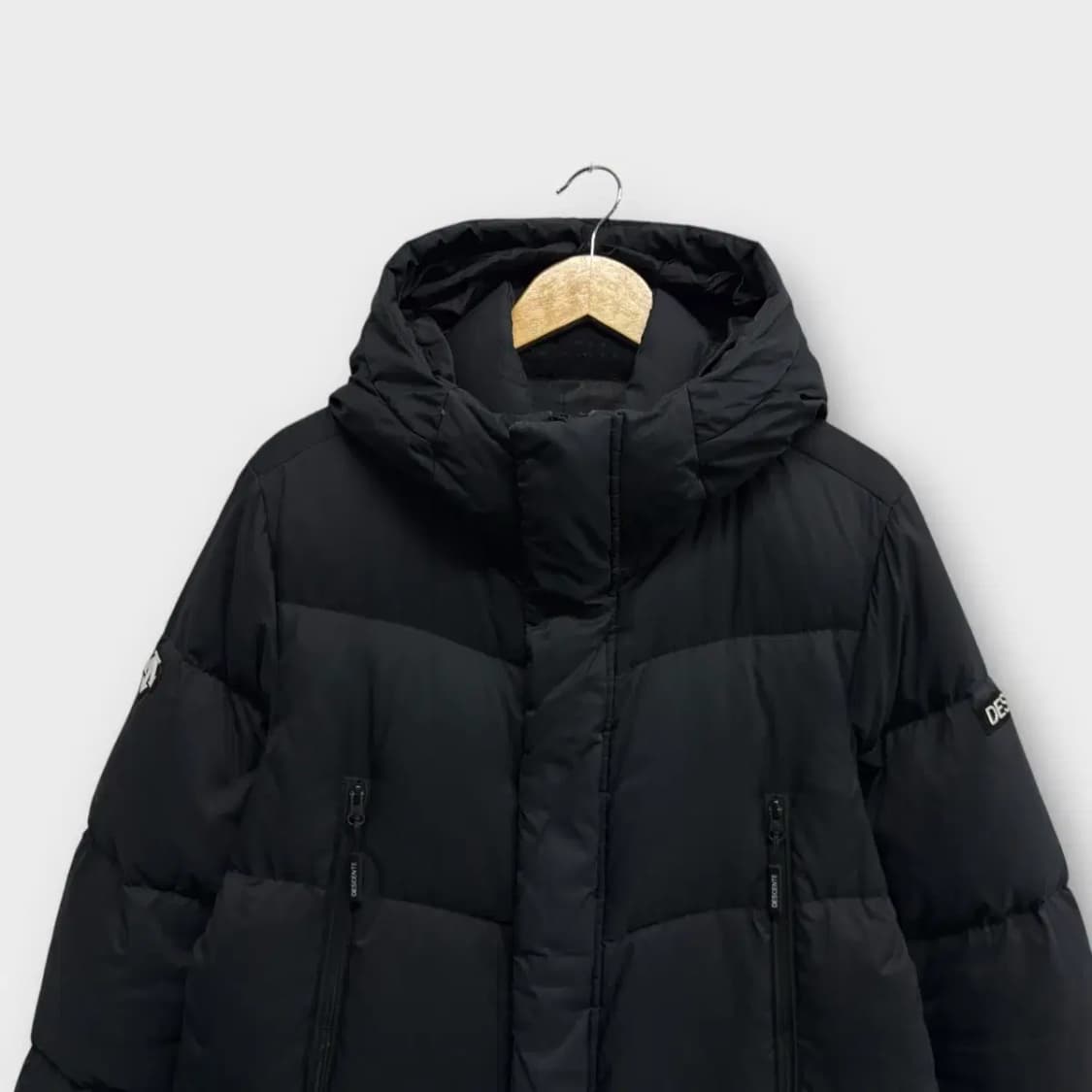 데상트 올블랙 덕다운 롱패딩 M 상품이미지2