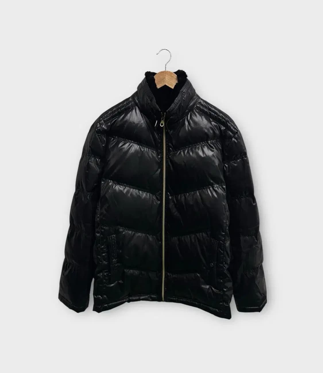 지방시 GIVENCHY 글로시 유광패딩 105 상품이미지2