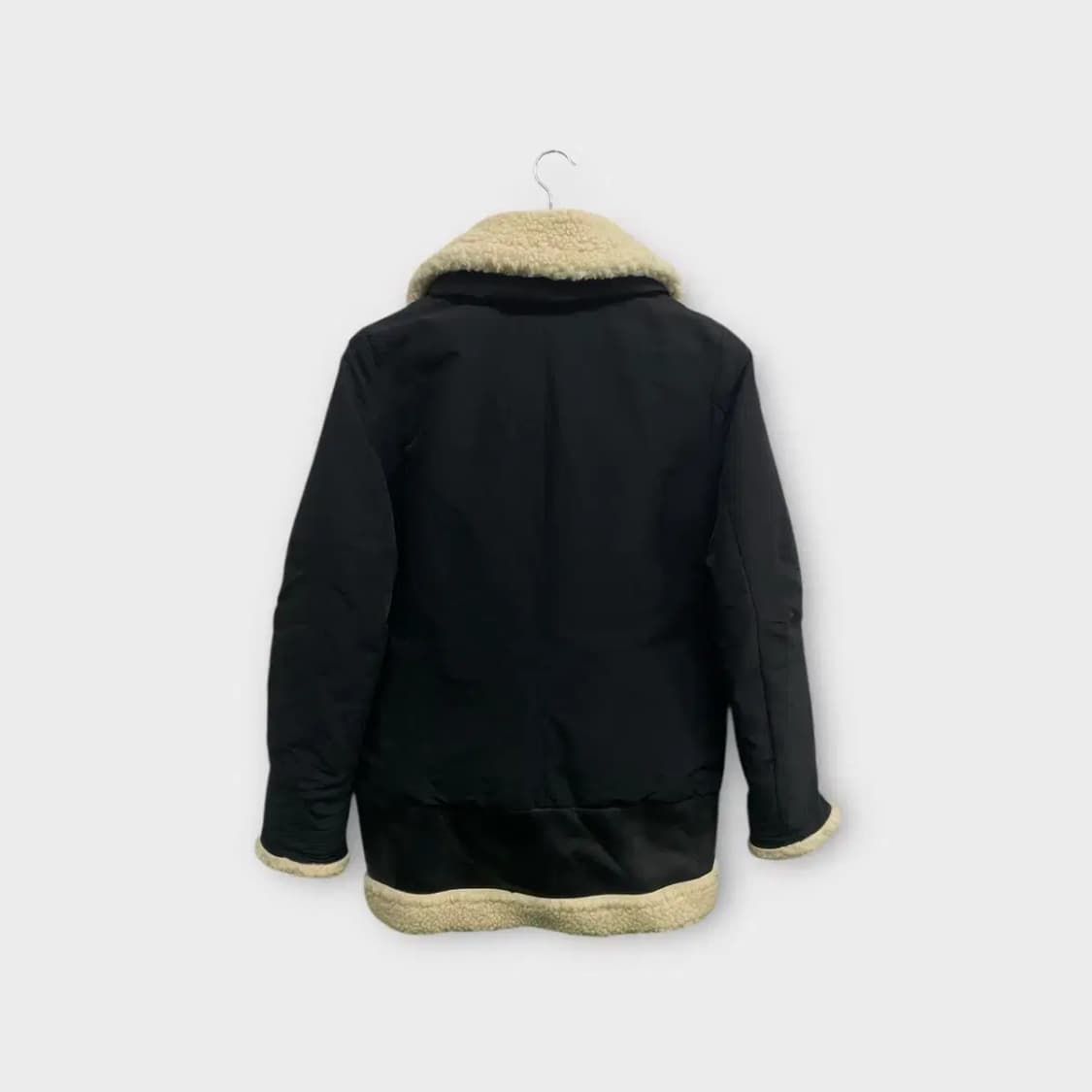 뉴발란스 블랙 뽀글이 숏패딩 S 상품이미지3