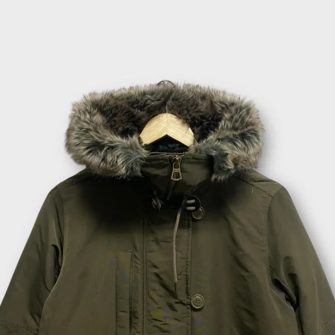 리바이스 하이넥 오리털 카키 패딩 M 상품이미지2