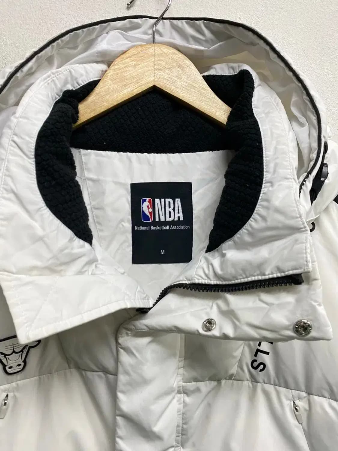 NBA 화이트 다운패딩 M-L 상품이미지4