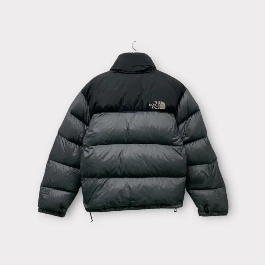 노스페이스 눕시 그레이 패딩 90 상품이미지3