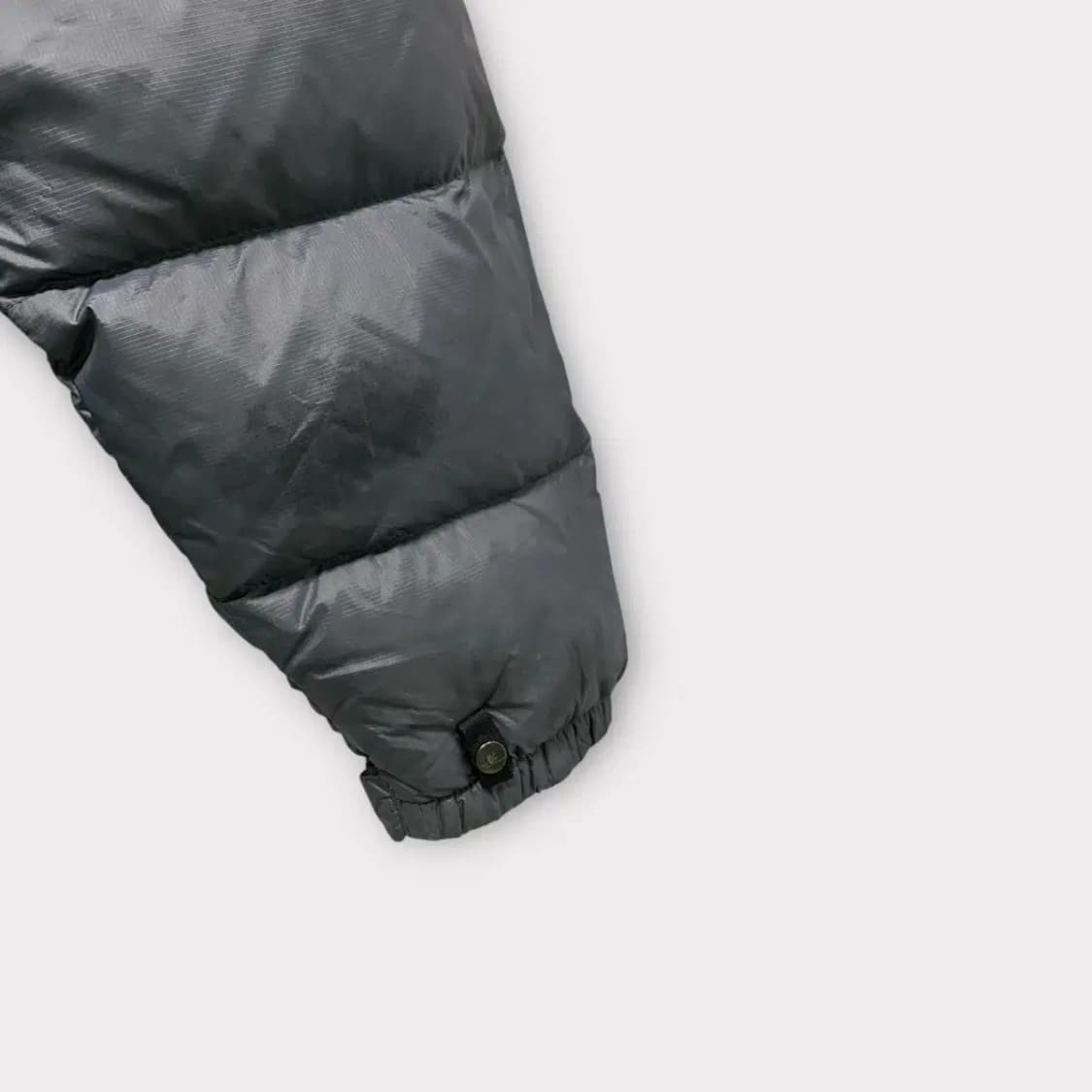 노스페이스 눕시 그레이 패딩 90 상품이미지6