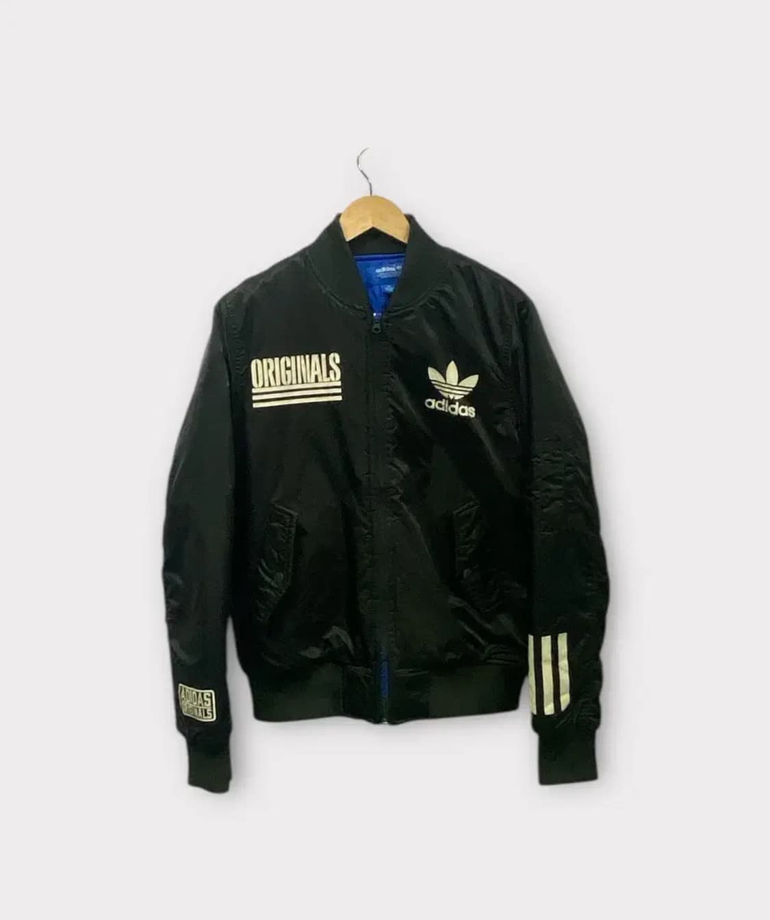아디다스 오리지널 봄버 누빔 항공점퍼 XS-S 상품이미지1