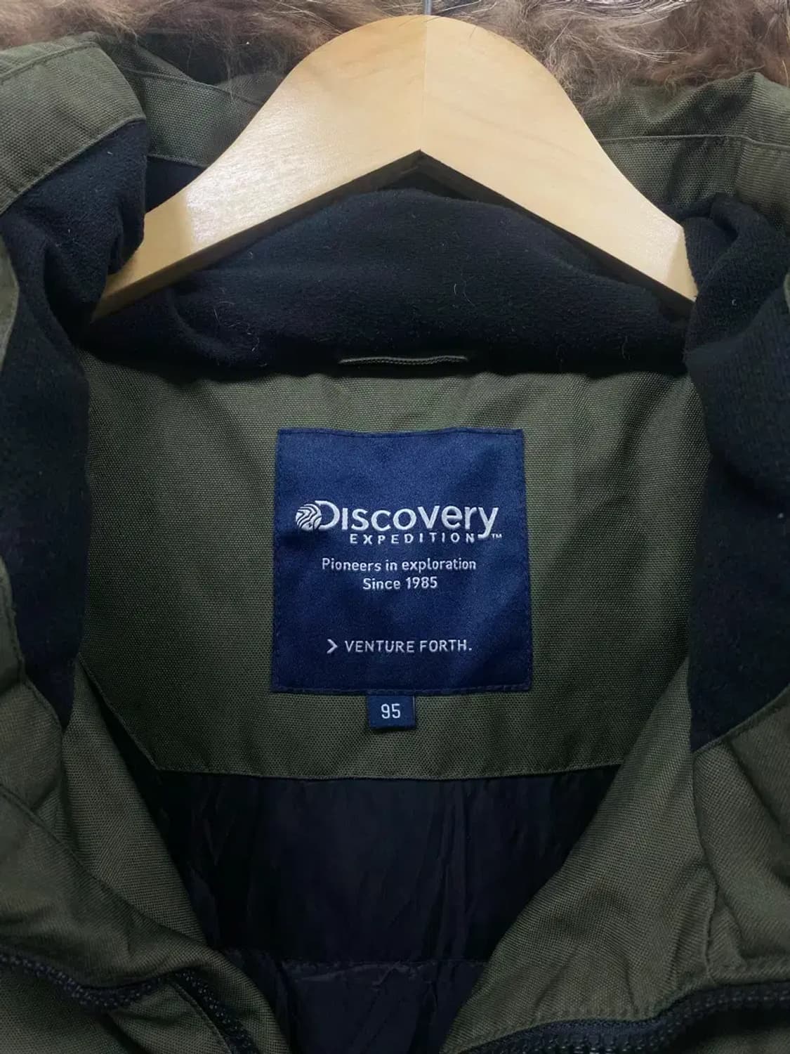 디스커버리 익스페디션 카키색 패딩 95 상품이미지5