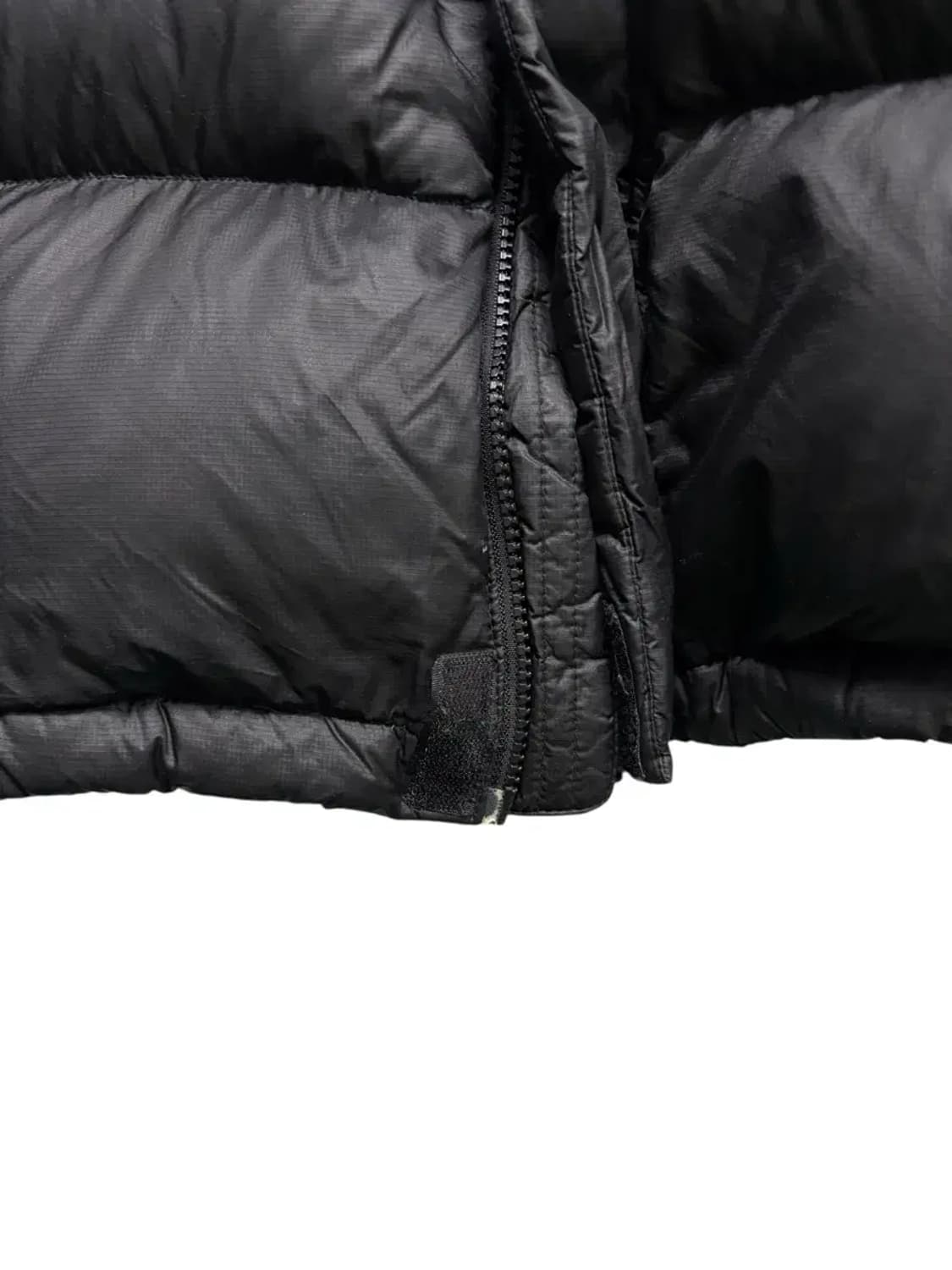데상트 올블랙 덕다운 패딩 XL 상품이미지9