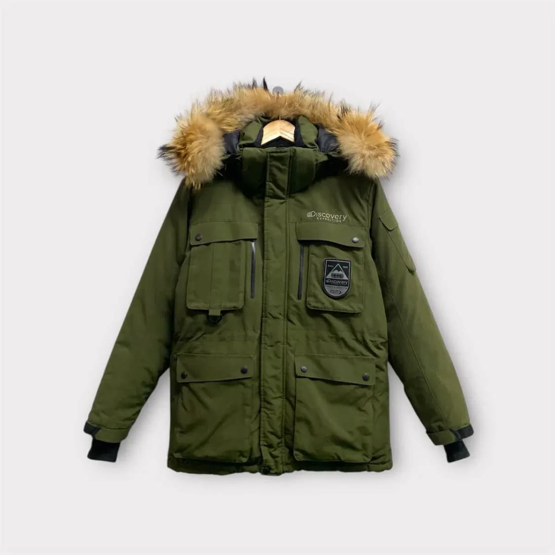 디스커버리 익스페디션 카키색 패딩 95 상품이미지1