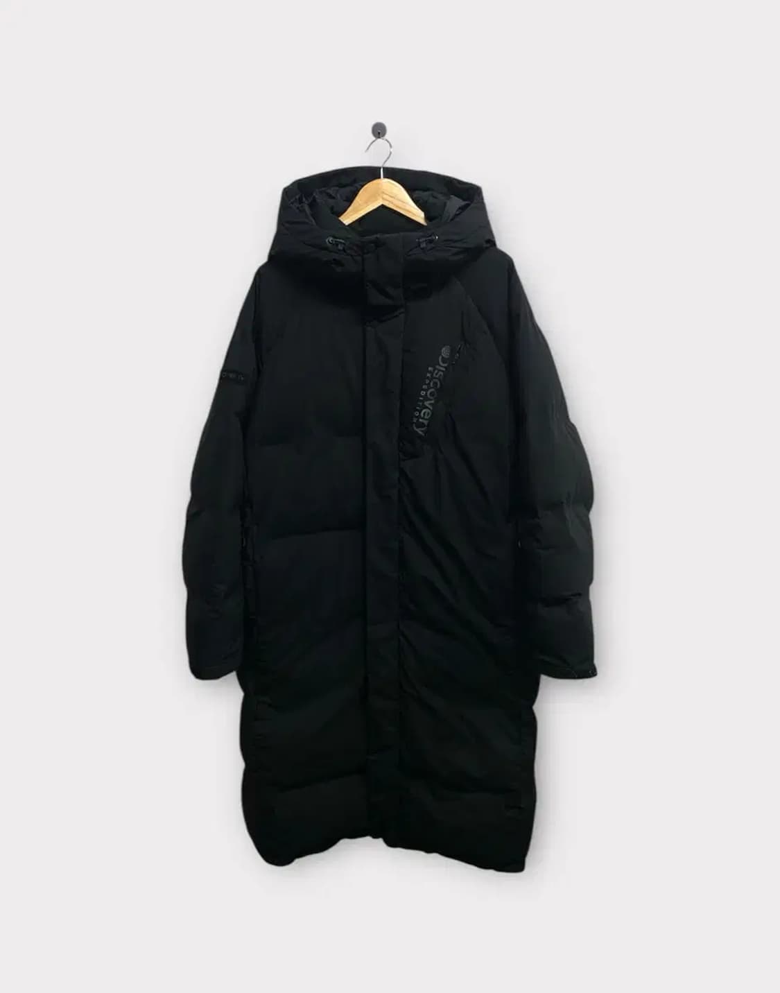 디스커버리 로고 블랙 롱패딩 110 상품이미지1