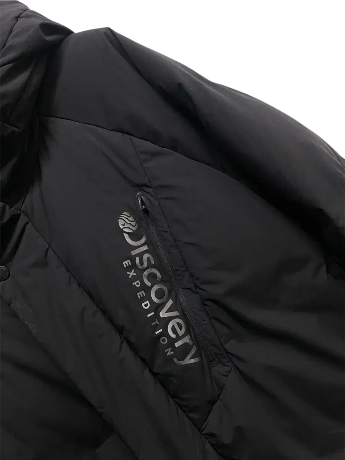 디스커버리 로고 블랙 롱패딩 110 상품이미지3