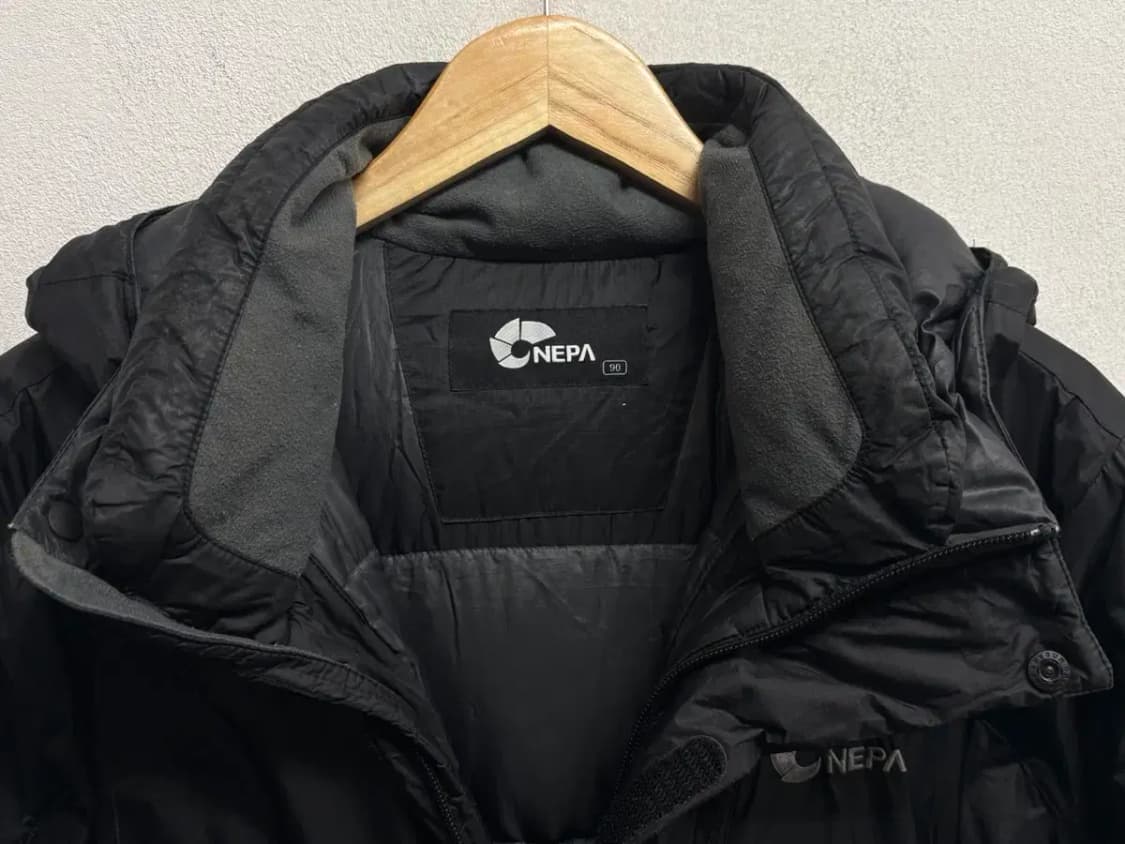 네파 NEPA 블랙 패딩 S 상품이미지5