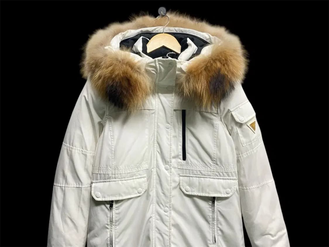 게스 너구리털 화이트 덕다운 패딩 XS-M 상품이미지3