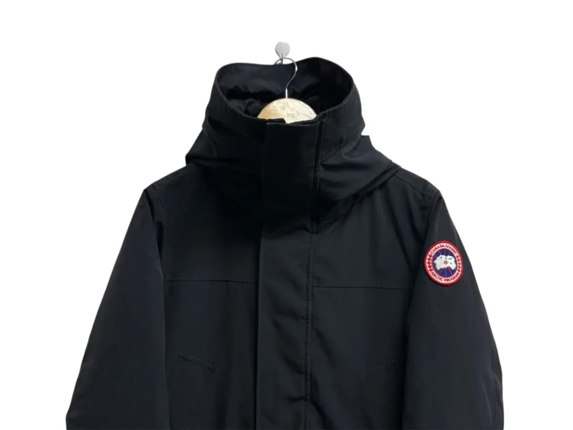 캐나다 구스 익스페디션 네이비 컬러 패딩 XS-S 상품이미지2