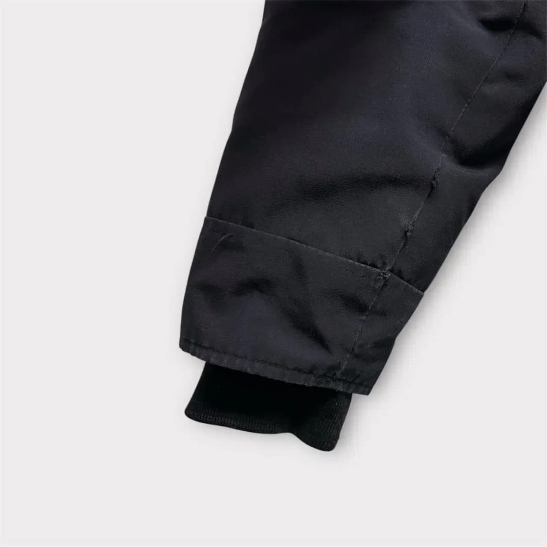 캐나다 구스 익스페디션 네이비 컬러 패딩 XS-S 상품이미지7