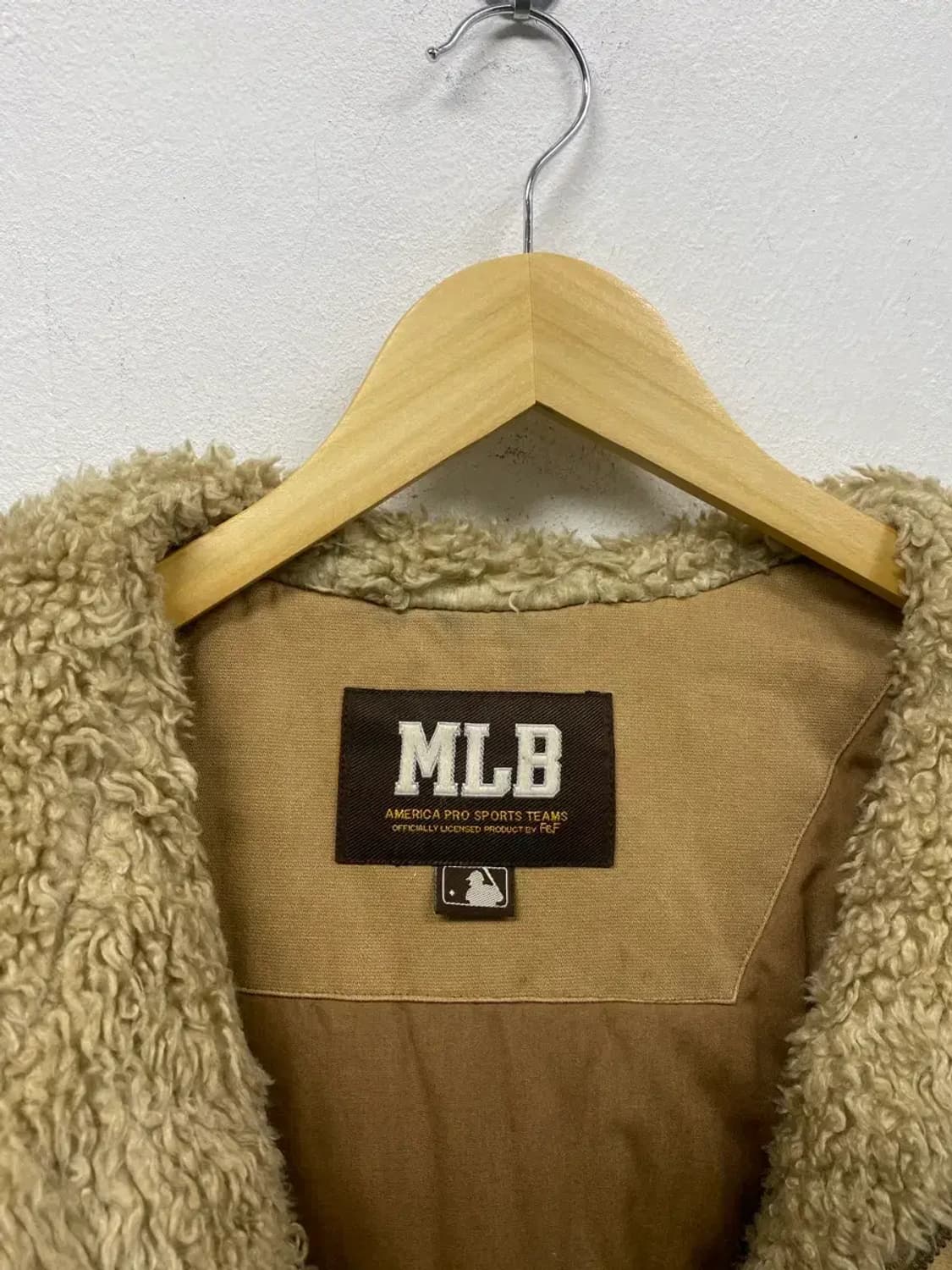 MLB 엠엘비 베이지 털야상 점퍼 L 상품이미지7