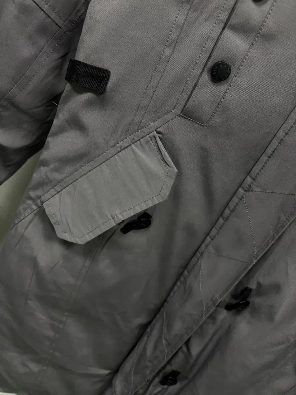 캐나다구스 익스페디션 그레이 패딩 M 상품이미지8