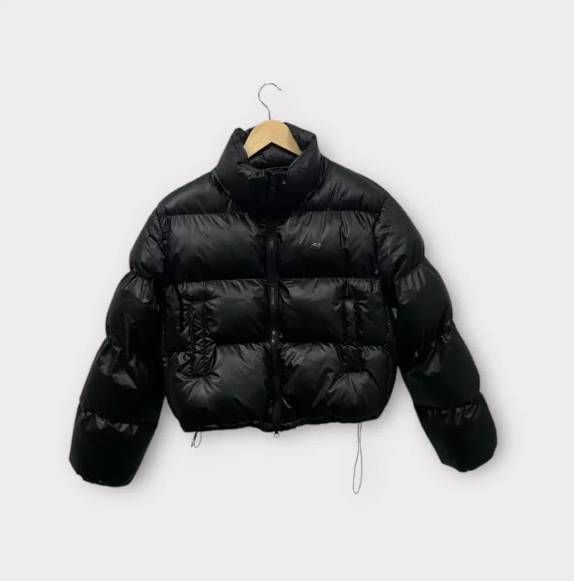 얀13 우먼스 글로시 크롭 푸퍼 블랙 M 상품이미지1