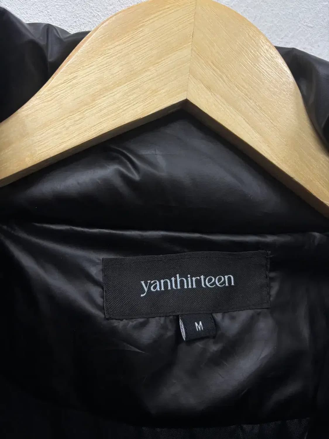 얀13 우먼스 글로시 크롭 푸퍼 블랙 M 상품이미지4