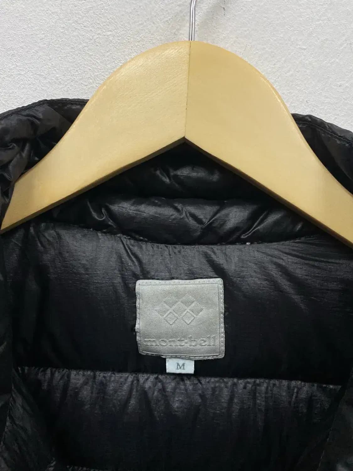 몽벨 mont-bell 구스 패딩 M 상품이미지6