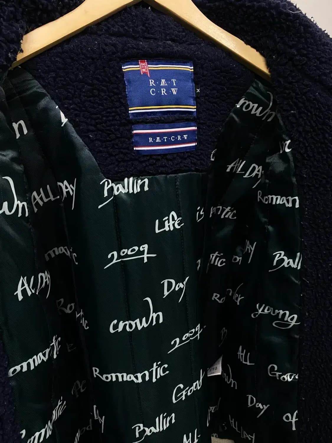 로맨틱크라운 뽀글이 집업점퍼 M 상품이미지3