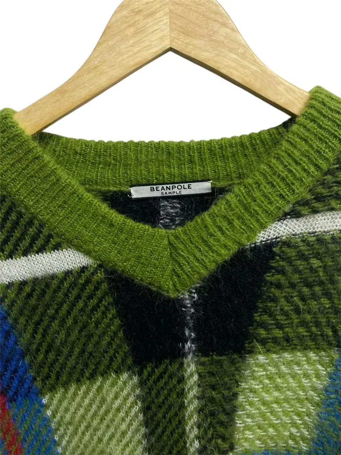 빈폴 그린체크 헤어리 언밸런스니트 free (M-L) 상품이미지4