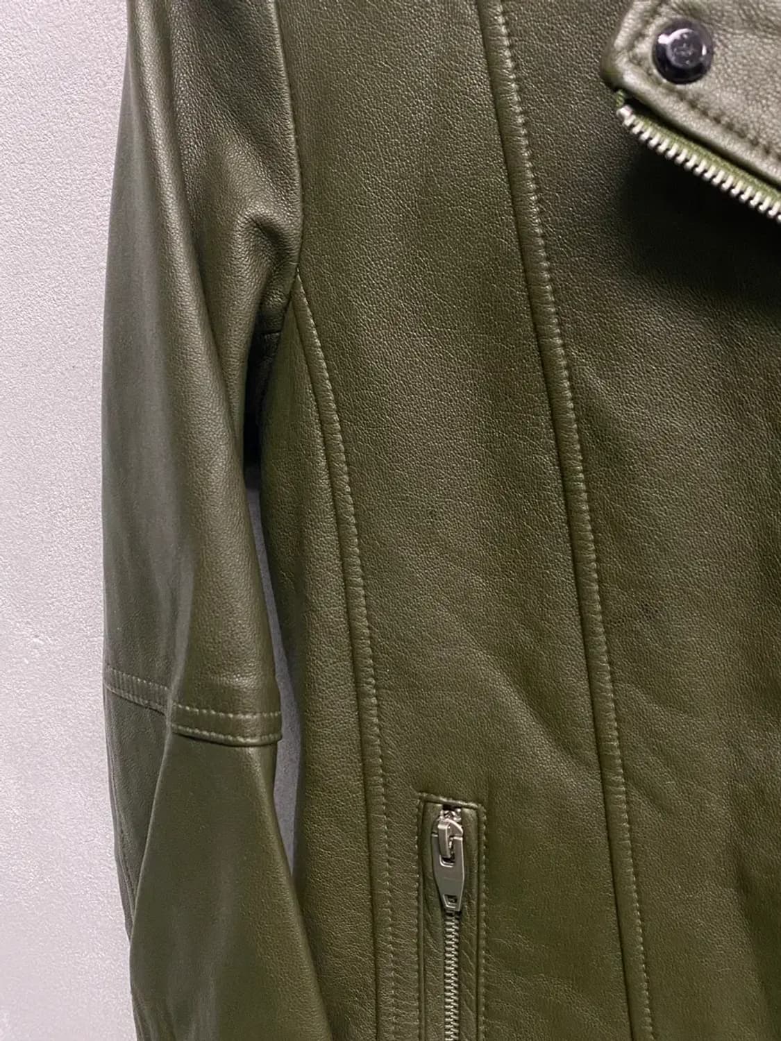 양가죽 레더 라이더 카키컬러 자켓 - 85 상품이미지5