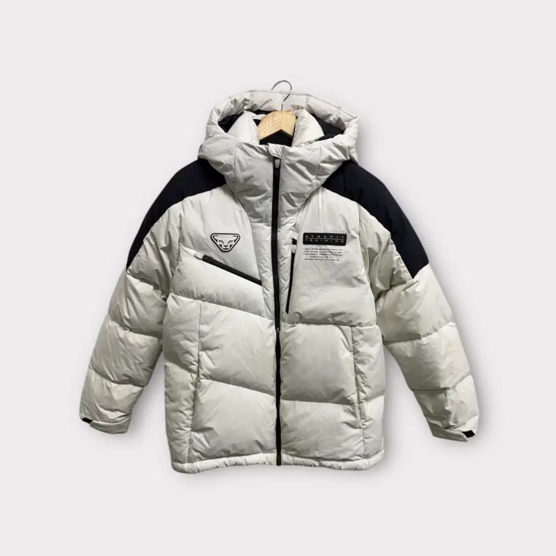 다이나핏 화이트 덕다운 패딩 S-M 상품이미지1