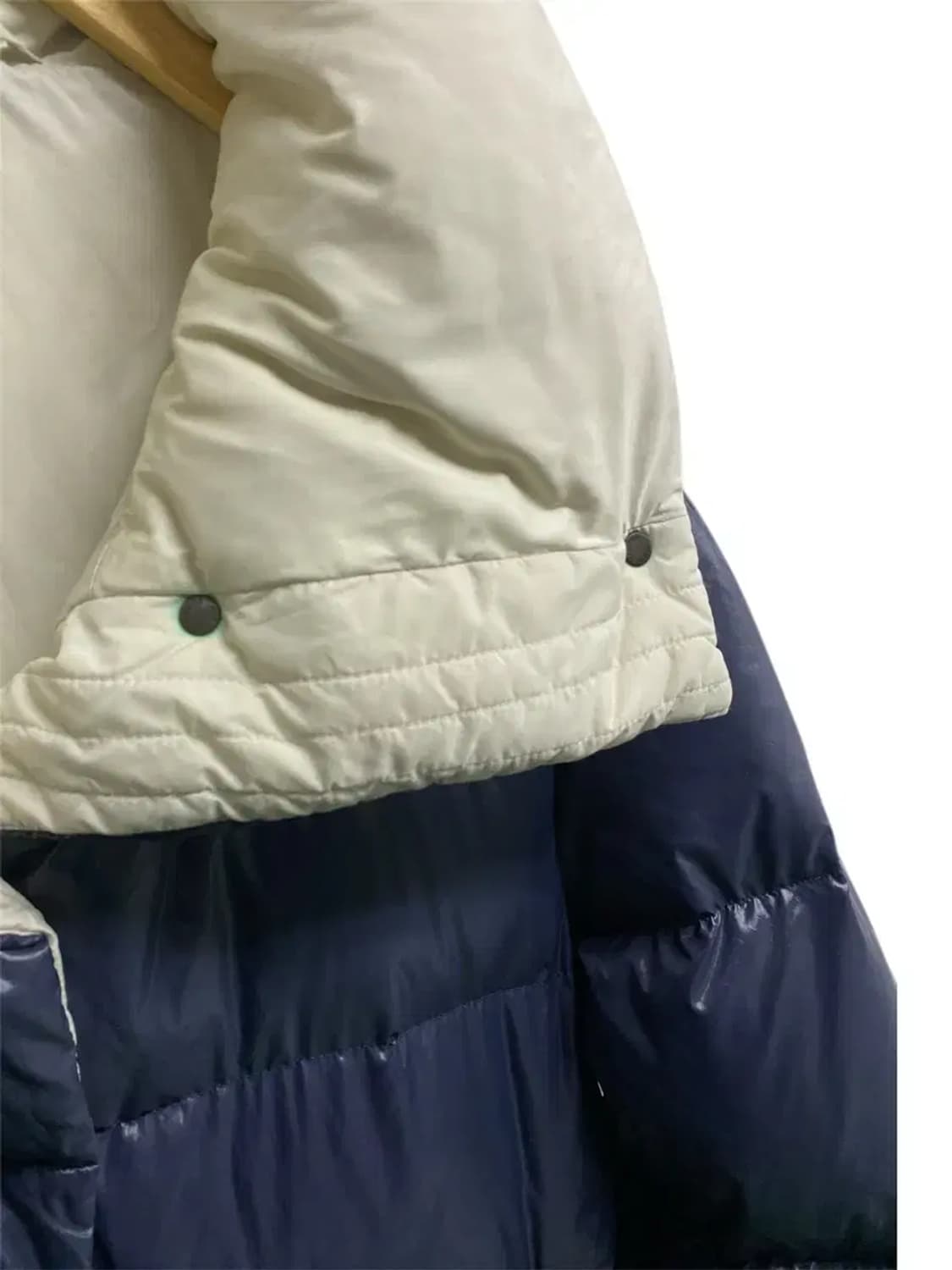 이태리 MARTYLO 하이넥 유광 롱패딩 L 상품이미지6