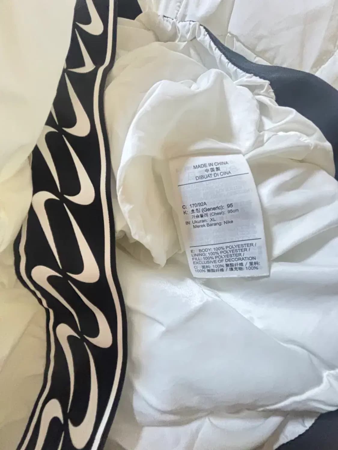 나이키 스우시 화이트 경량 롱패딩 L-XL 상품이미지6