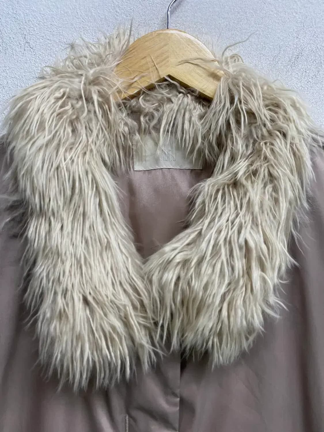 구호 KUHO 알파카 퍼 트리밍 코트패딩 free 상품이미지4