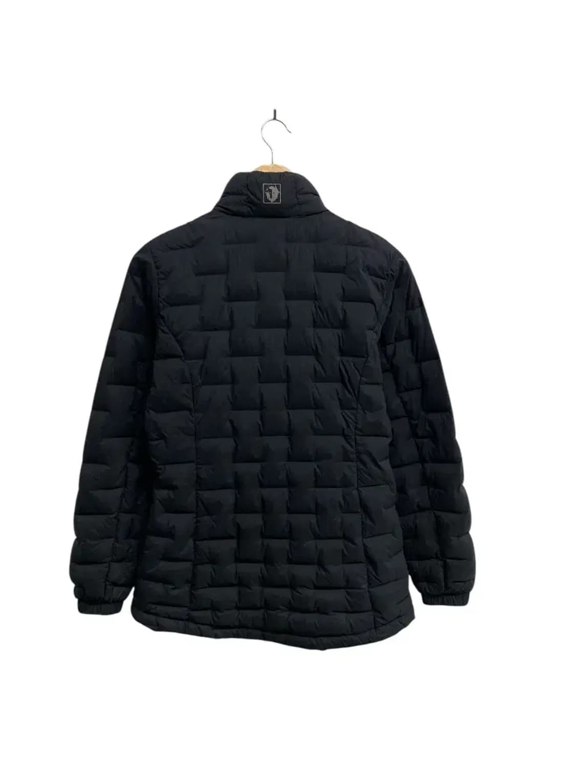 블랙야크 엠보 구스 경량패딩 90 상품이미지3