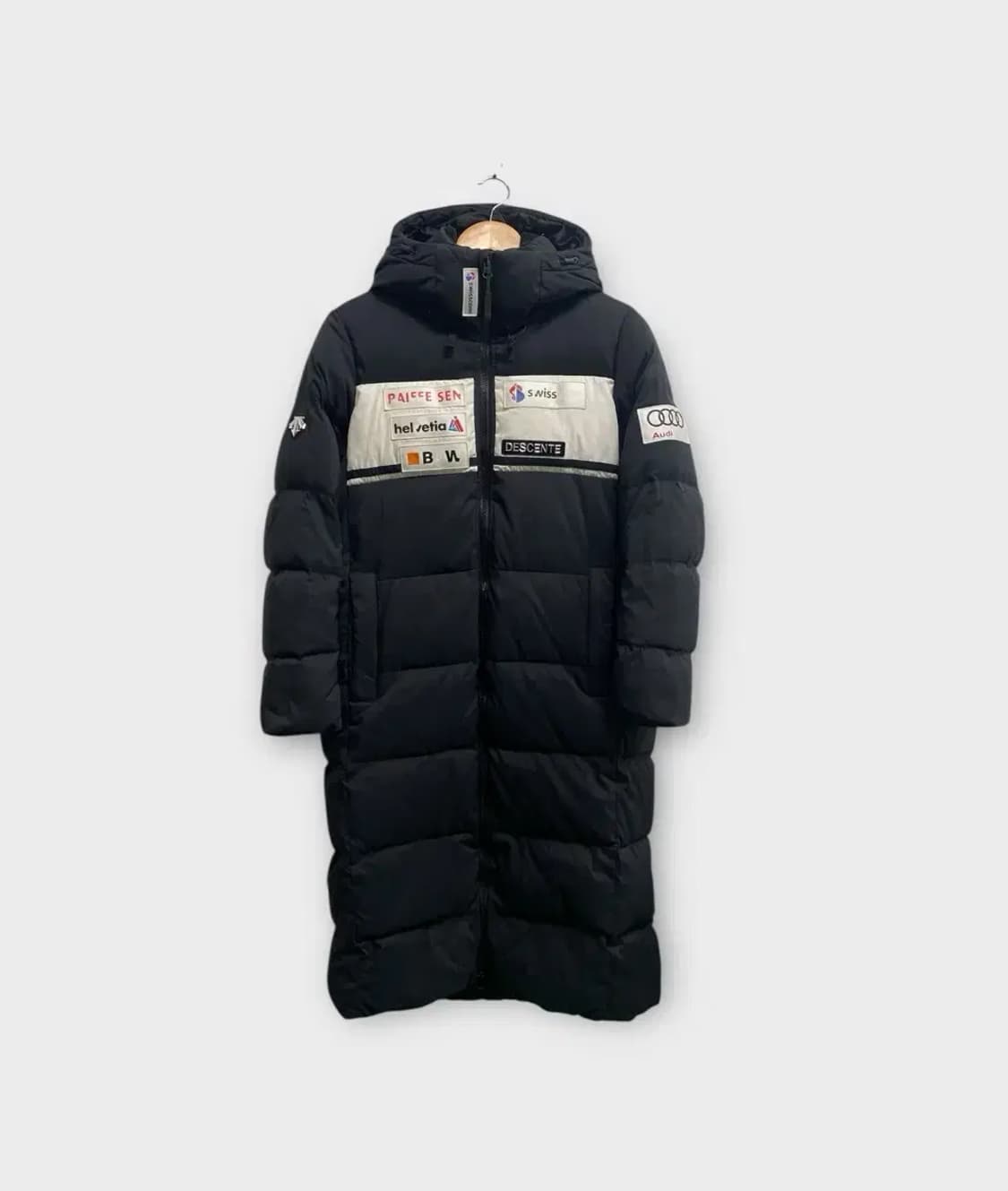 데상트 스위스 스키팀 아우디 오리털 롱패딩 S 상품이미지1
