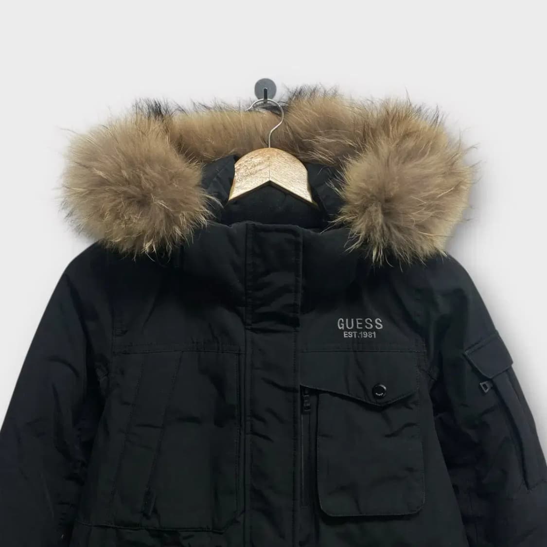 게스 너구리털 덕다운 패딩 XS 상품이미지2