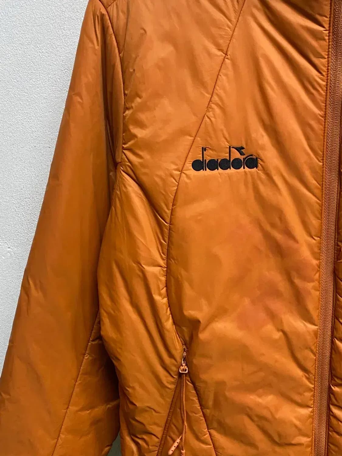 디아도라 윈터 피트크루 와펜 패딩 카멜 S 상품이미지6