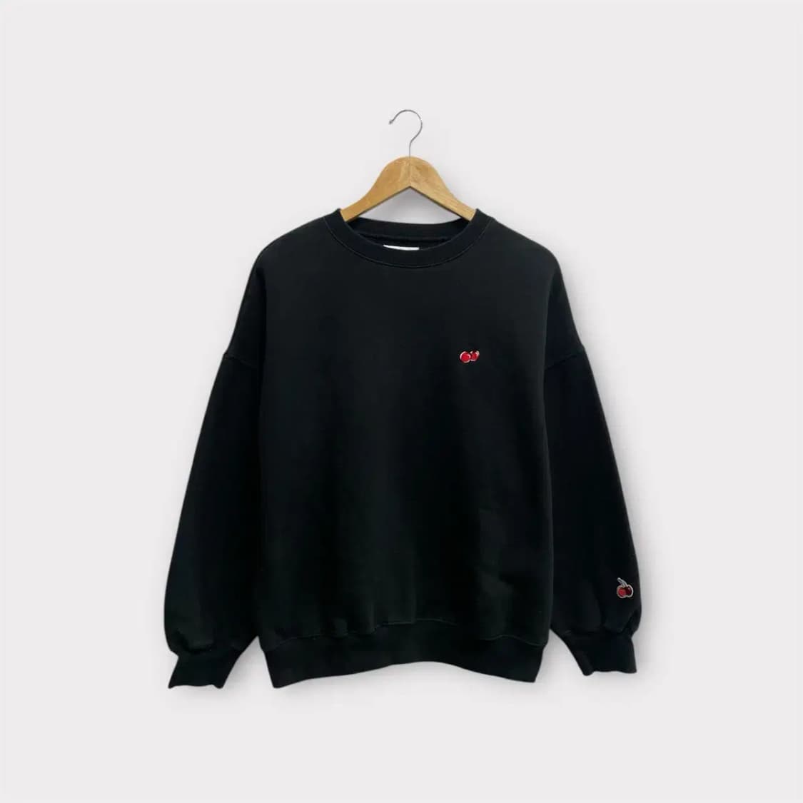 키르시 기모 블랙 맨투맨 free 상품이미지1