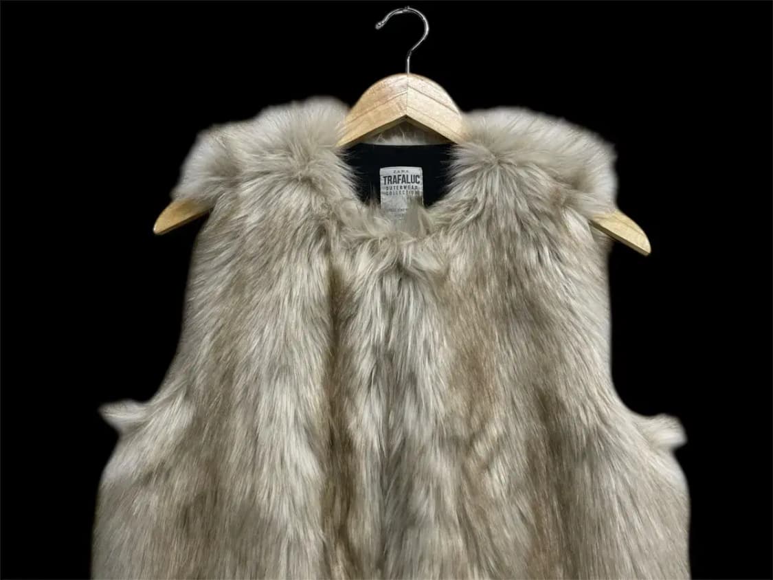 자라 ZARA 퍼 베스트 M 상품이미지2