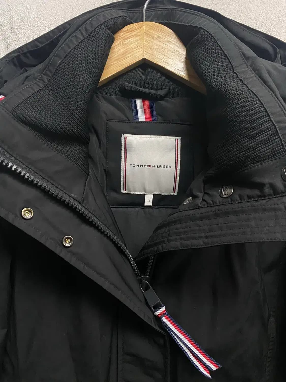 타미힐피거 블랙 패딩 XS 상품이미지5