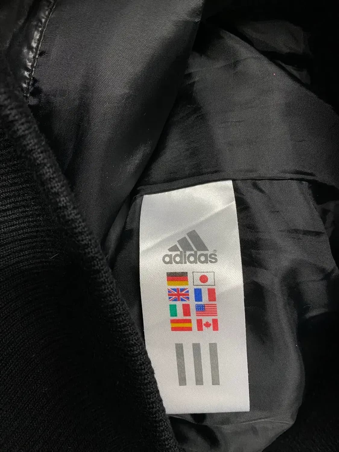 아디다스 글로시 푸퍼 블랙 패딩 90 상품이미지5