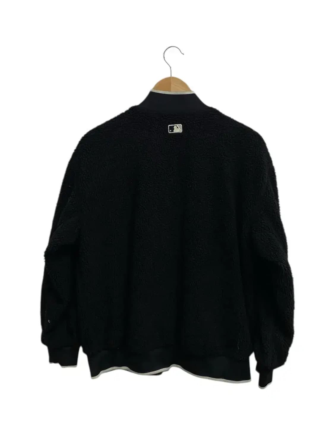 MLB 리버시블 뽀글이 바람막이 점퍼 S-L 상품이미지3