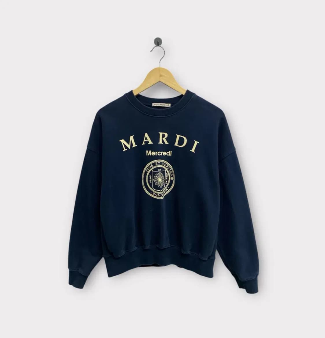 마르디 메크르디 mardi 네이비 맨투맨 free 상품이미지1